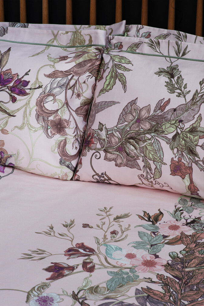 Opera Botanica Opal Pillowcase Set / image 5