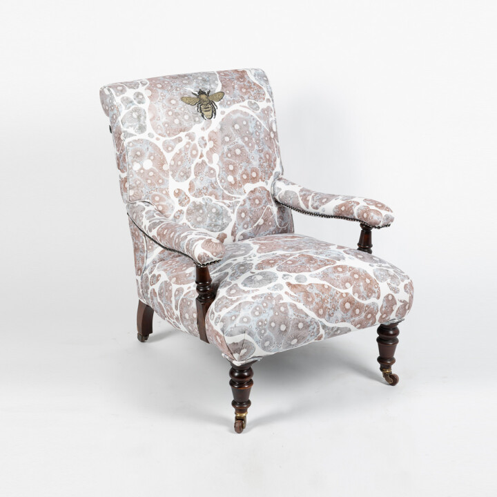Honey Bee Moonrock Chair